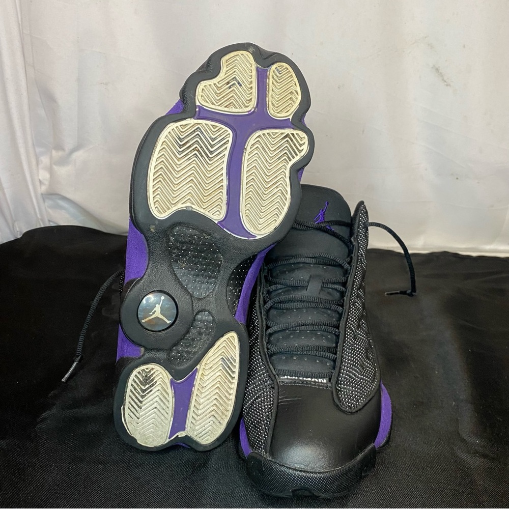 Jordan 13 Court Purple Size 10 With Box And Free Bape Socks - Picture 2 of 7